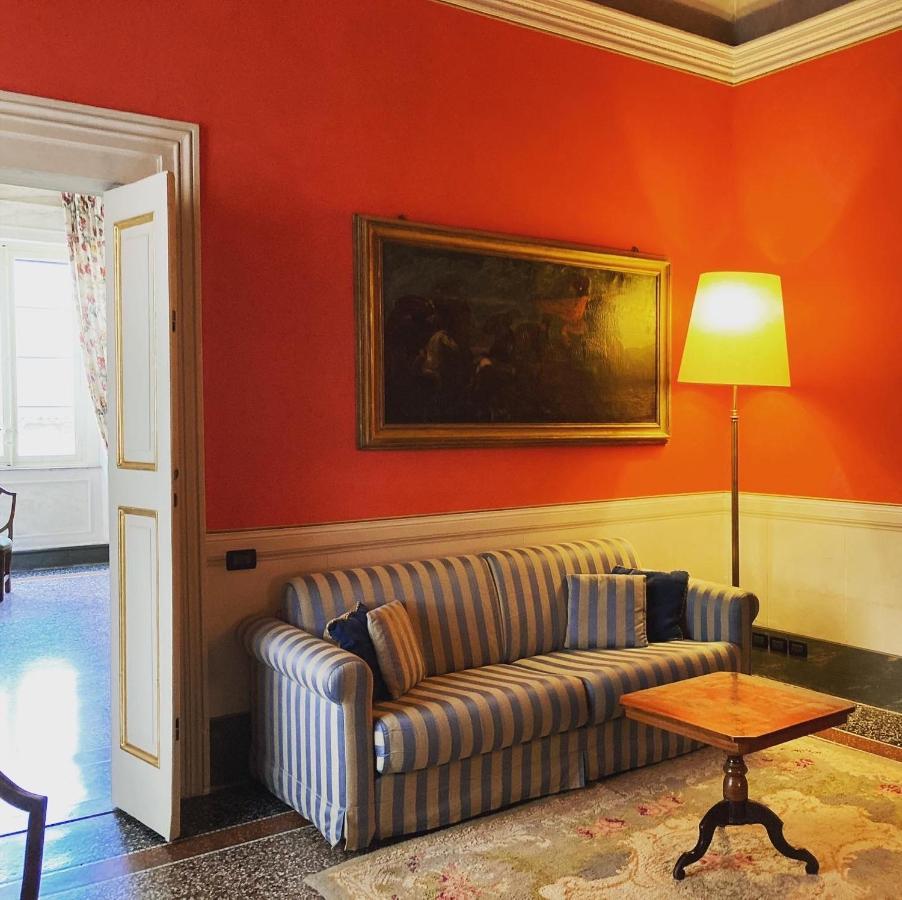 Palazzo Tucci Residenza D'Epoca Bed and Breakfast Λούκα Εξωτερικό φωτογραφία