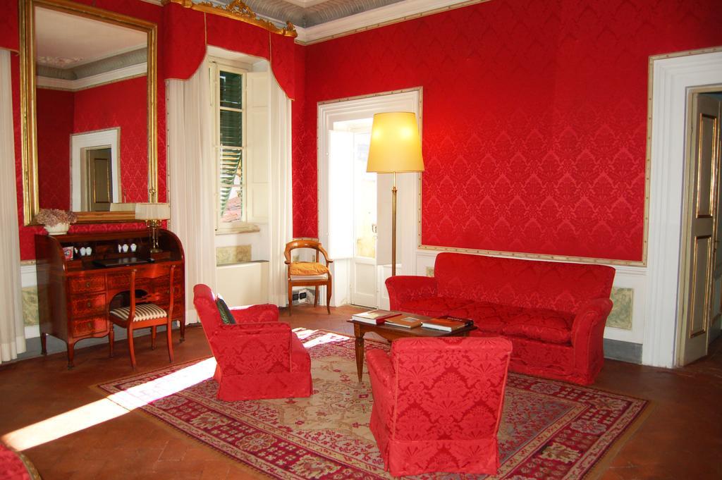 Palazzo Tucci Residenza D'Epoca Bed and Breakfast Λούκα Εξωτερικό φωτογραφία