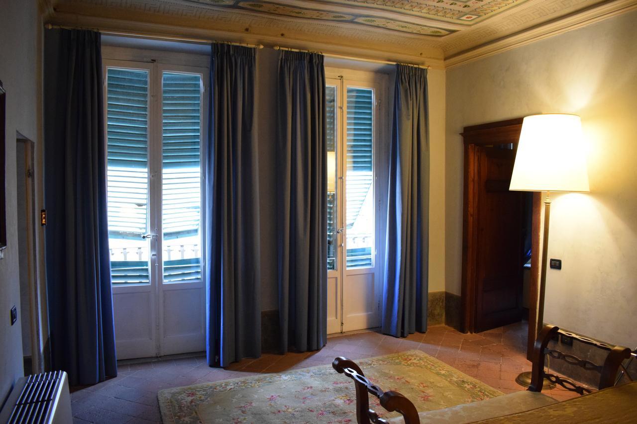 Palazzo Tucci Residenza D'Epoca Bed and Breakfast Λούκα Εξωτερικό φωτογραφία